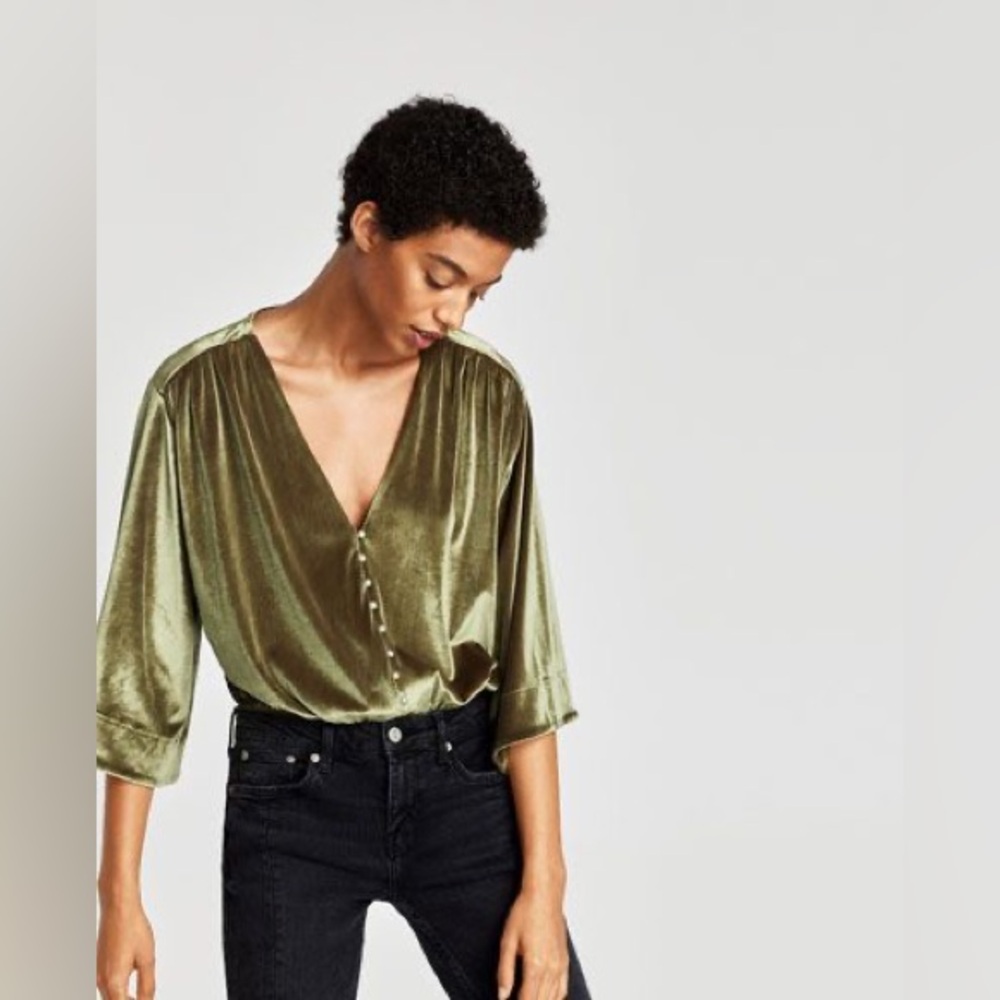 Zara Velvet Bell Sleeve Button‎ Down Blouse Size S